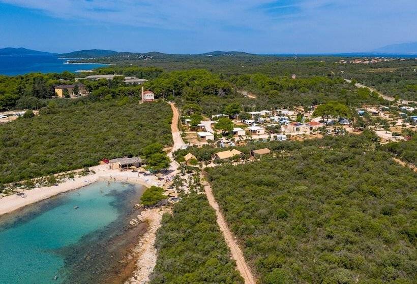 Отель Mobile Homes At Camping Ugljan Resort