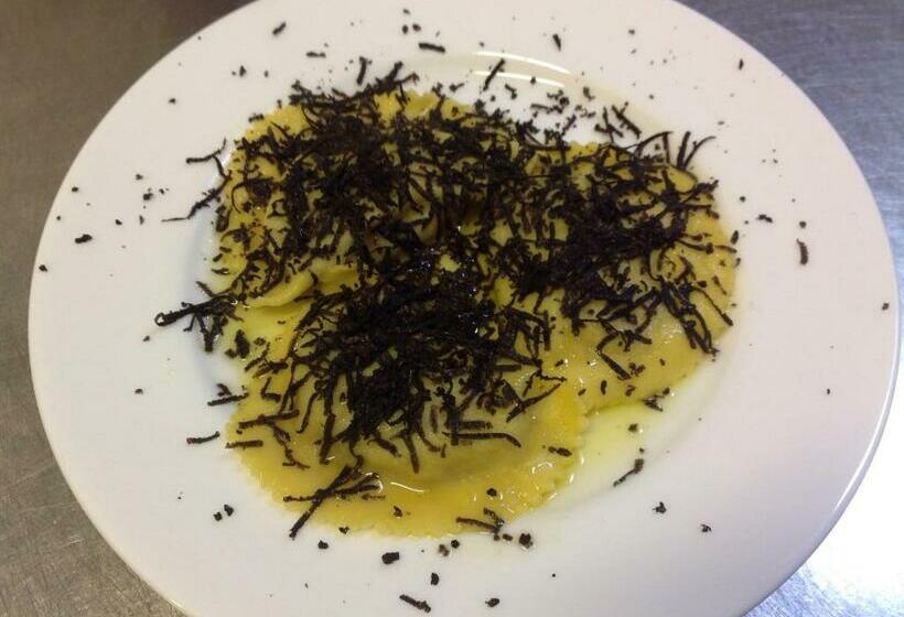 ホテル Ristorante Da Roverino