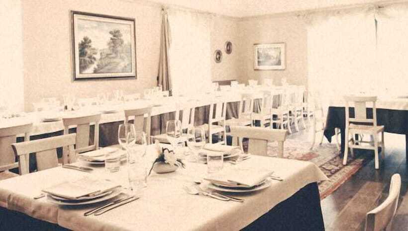 فندق ريفى Cascina Lanè