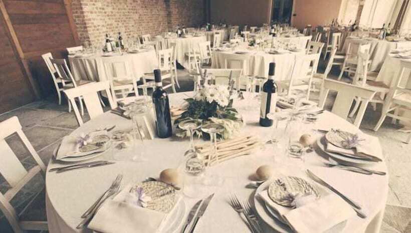 فندق ريفى Cascina Lanè