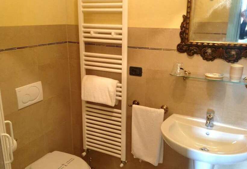 فندق ريفى Cascina Lanè