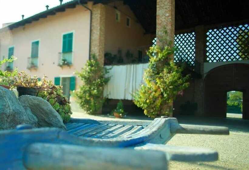 فندق ريفى Cascina Lanè