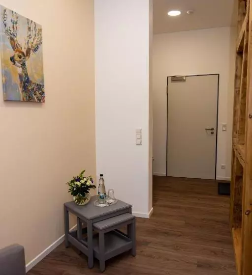 Lok   Die Pension   Das Restaurant