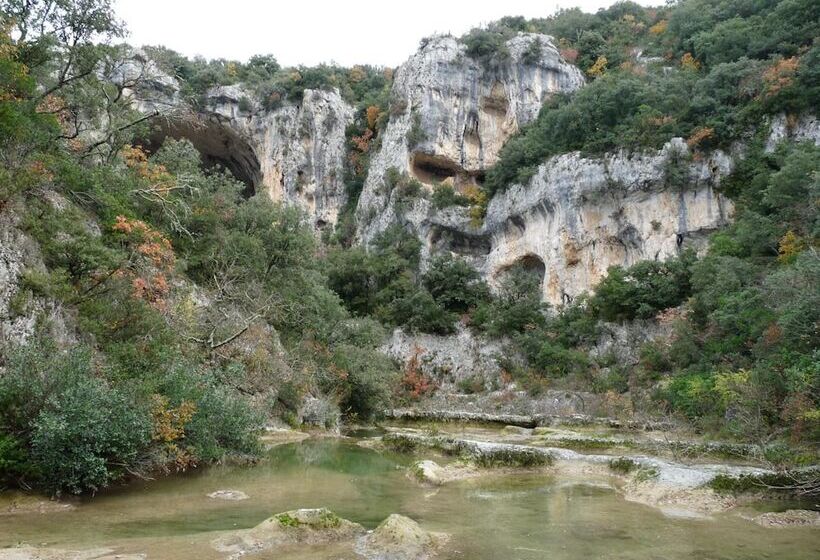 ペンション Chambres D Hotes Atelier De Fons