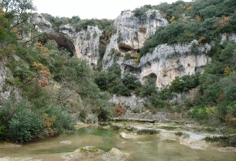 Majatalo Chambres D Hotes Atelier De Fons