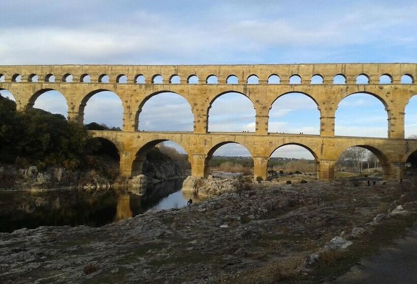 ペンション Chambres D Hotes Atelier De Fons