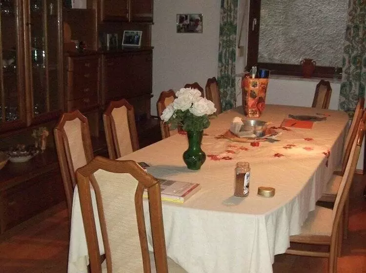 Majatalo Gästehaus Kissel