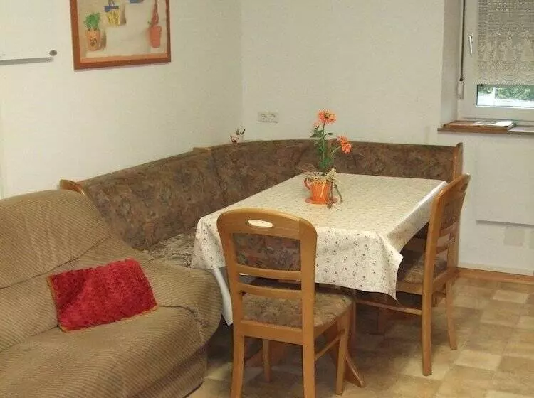 Majatalo Gästehaus Kissel