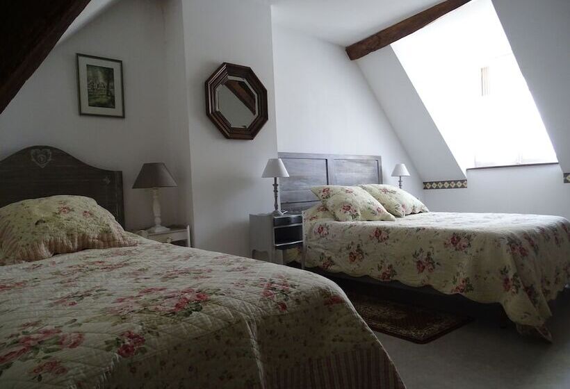 펜션 Le Moulin De La Follaine