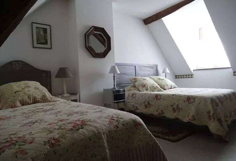 Majatalo Le Moulin De La Follaine