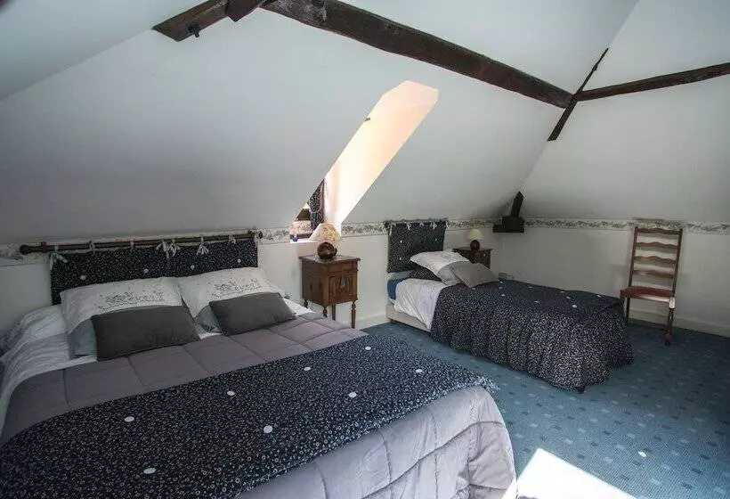 Majatalo Le Moulin De La Follaine