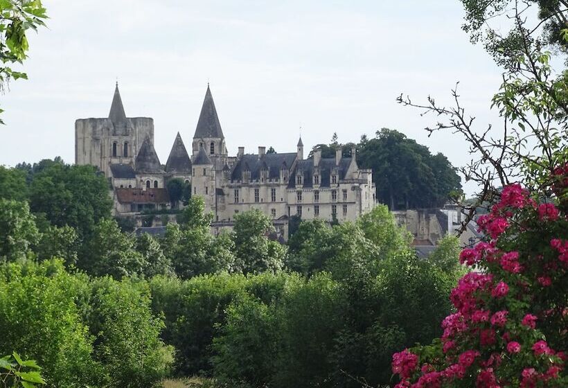 펜션 Le Moulin De La Follaine