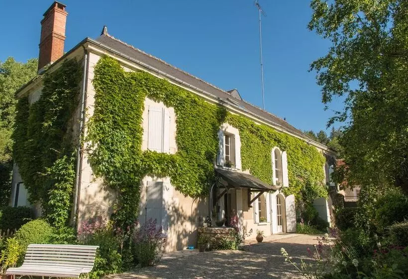 Majatalo Le Moulin De La Follaine