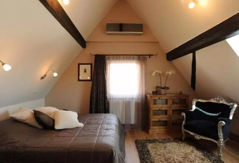 ペンション Le Petit Schelishans