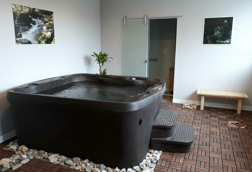 بنسيون Maison Iputxainia