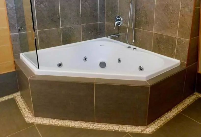 43 Degrees Bruny Island