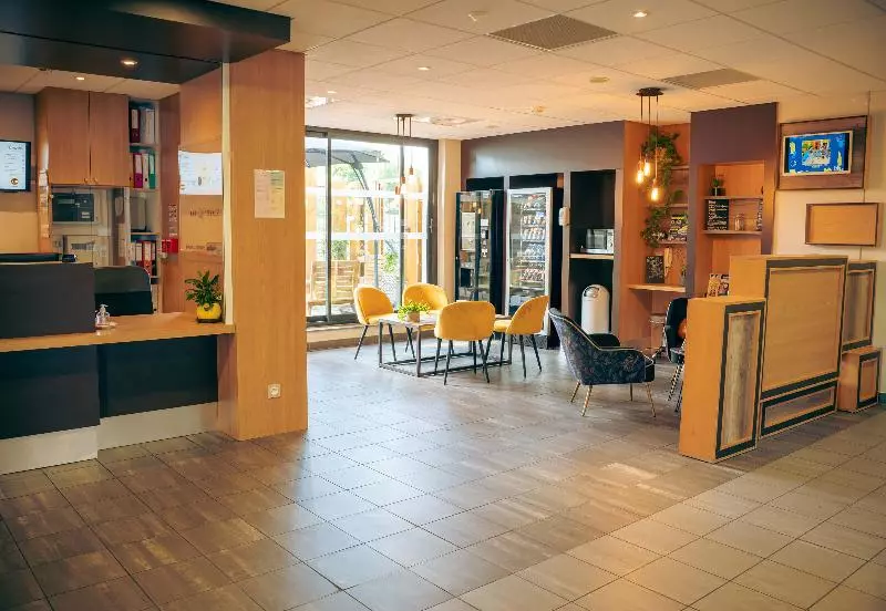 B&b Hotel Metz Est Technopole Pôle Santé