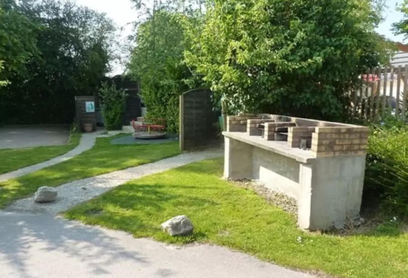 Hotelli Camping Pommiers Des Trois Pays