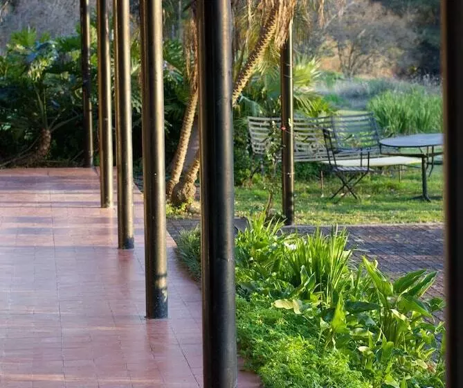 Hotelli El Retiro Polo Club