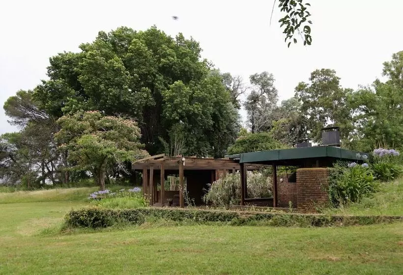 Hotelli El Retiro Polo Club