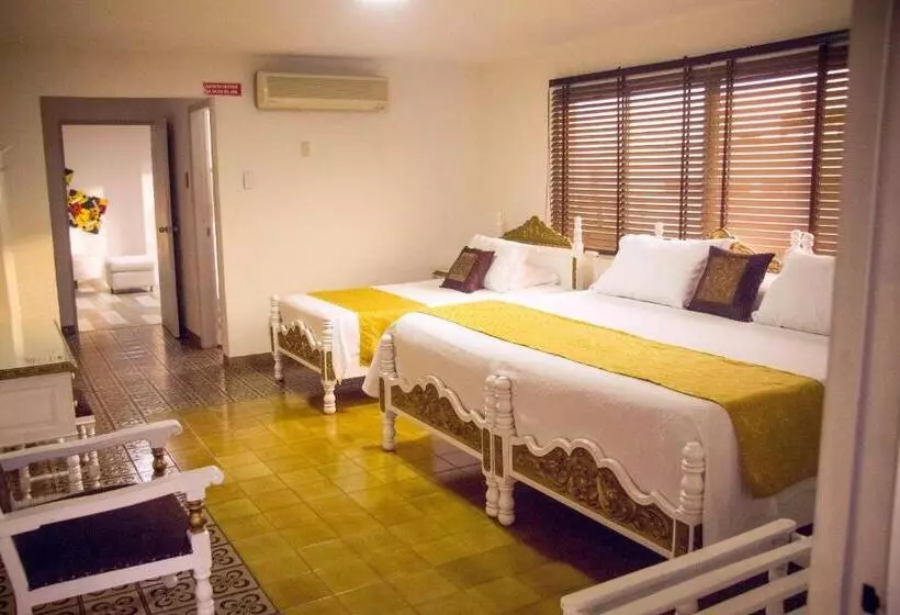 ホテル Mall Santana Del Río