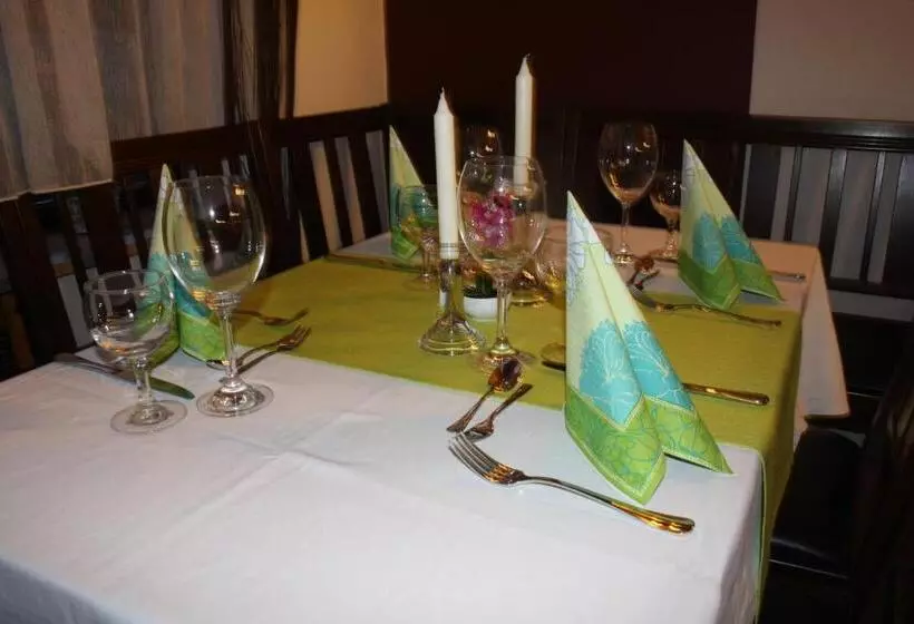 Hotelli Pension Kirchenwirt