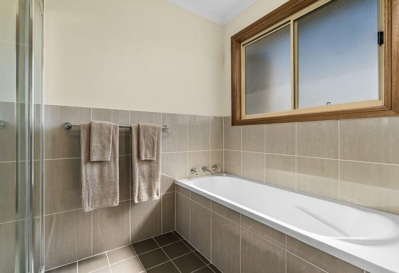 호텔 Reflections Grabine Lakeside   Holiday Park