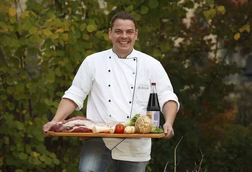 Hotelli Restaurant Zum Felsenkeller