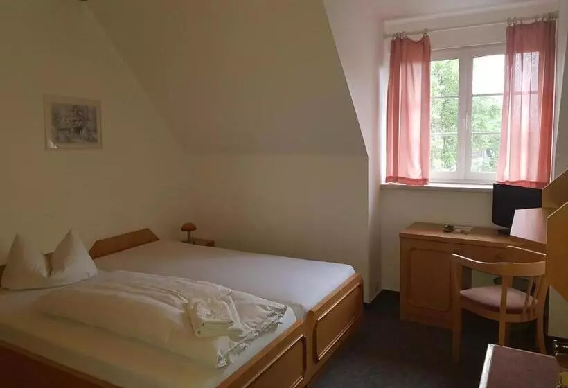 Landgasthof Und Hotel Schleusenhaus