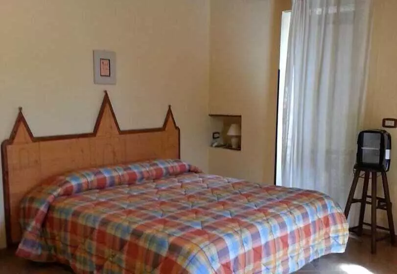 ペンション I Tre Campanili   La Casa Di Chiale