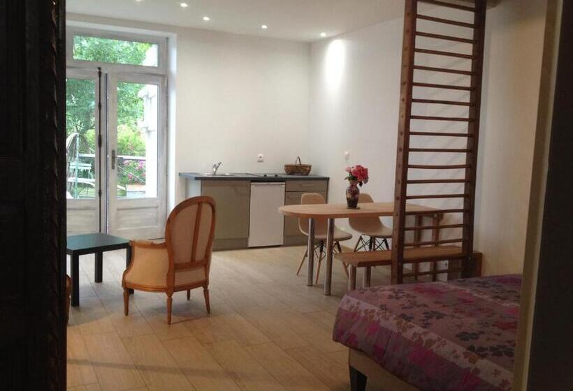 펜션 La Thibaude Livry