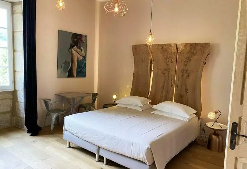 Pensão Le Chateau De Camille