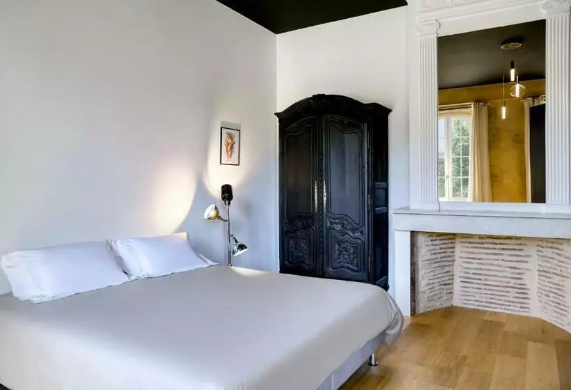 Pensão Le Chateau De Camille