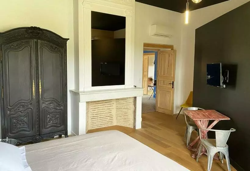 Pensão Le Chateau De Camille