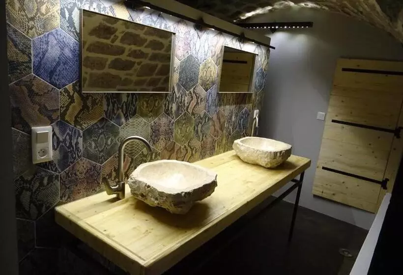 Majatalo Le Pressoir De La Deveze