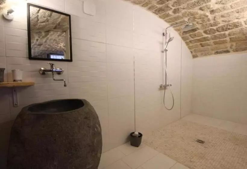 Majatalo Le Pressoir De La Deveze