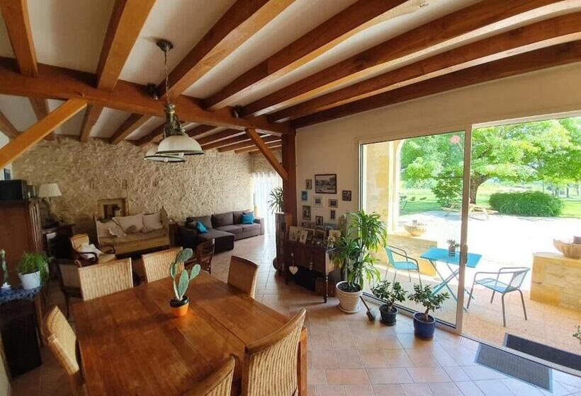 ペンション Les Magireaux