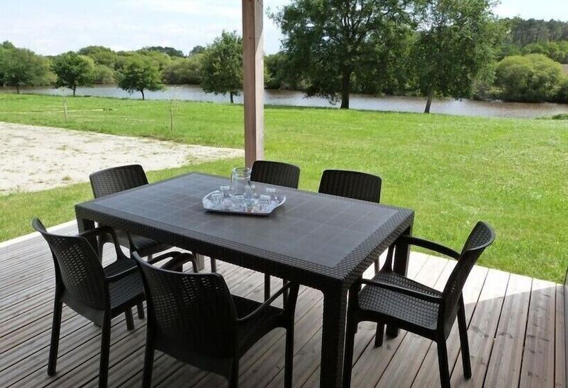 Курорт Domaine De La Héchaie