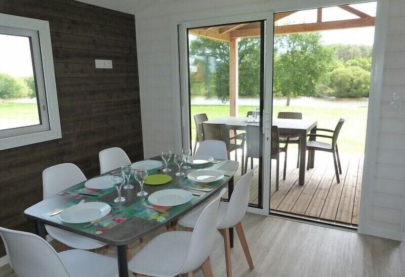 Курорт Domaine De La Héchaie