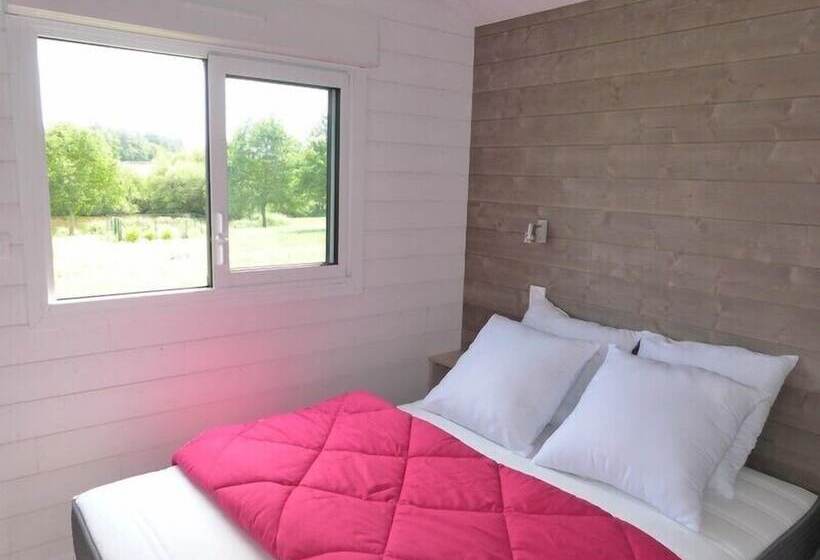 Курорт Domaine De La Héchaie