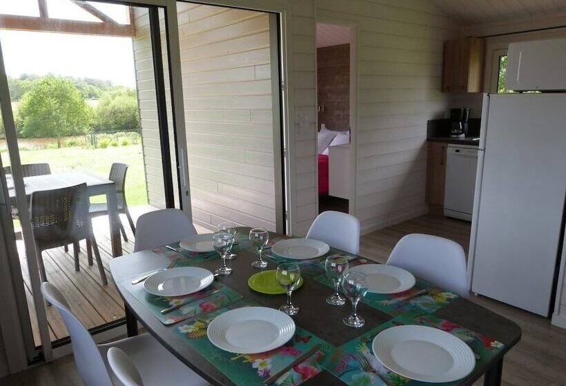 Курорт Domaine De La Héchaie