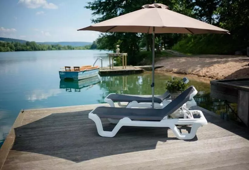 Seehotel Niedernberg   Das Dorf Am See