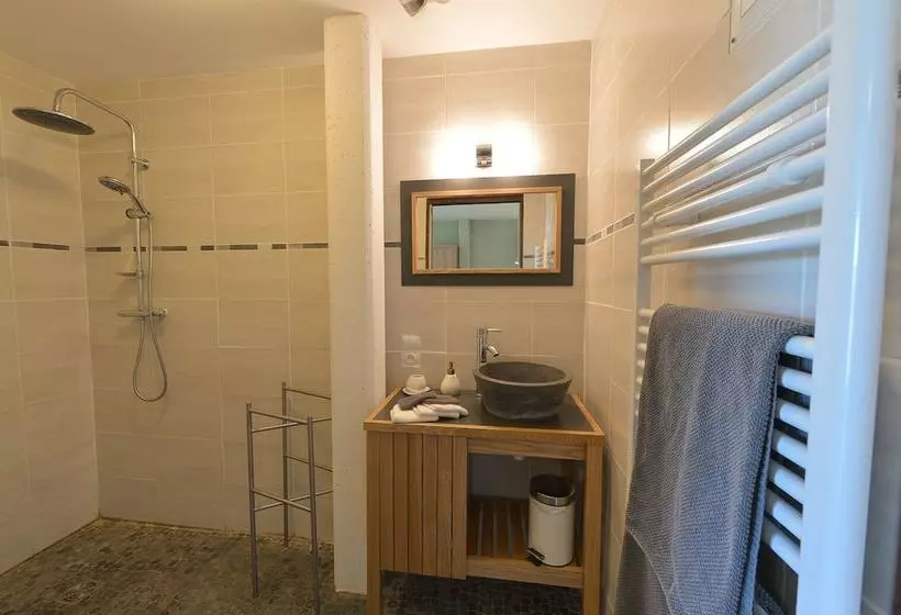 ベッドアンドブレックファースト Chambres D'hôtes De Taysses