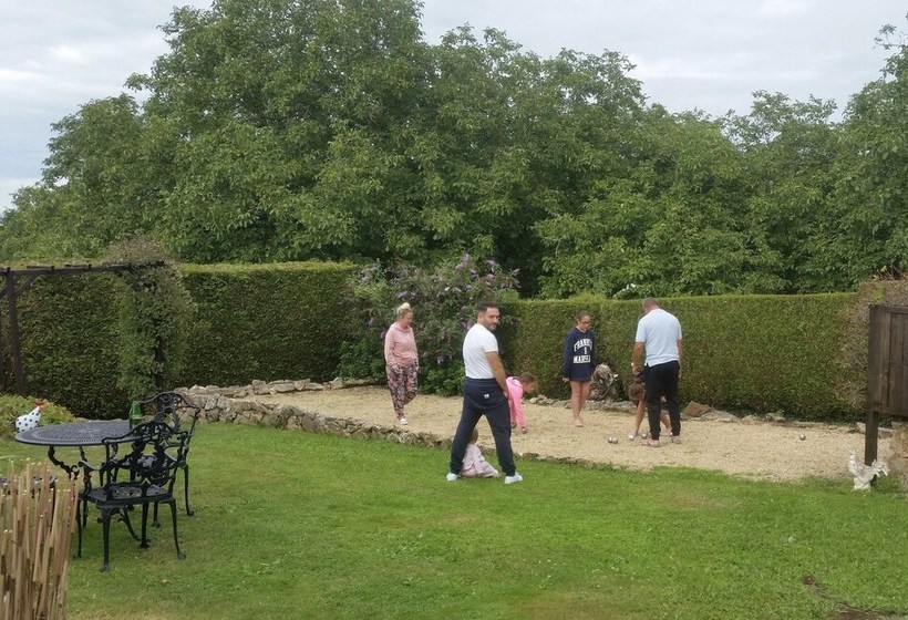 ベッドアンドブレックファースト La Vieille Porcherie