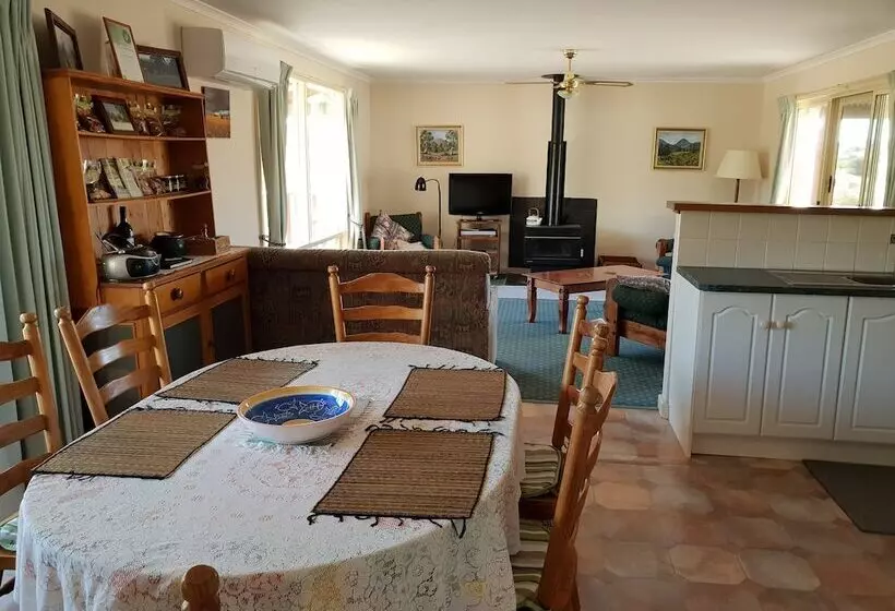 Aamiaismajoitus (B&B) Taralee Orchards