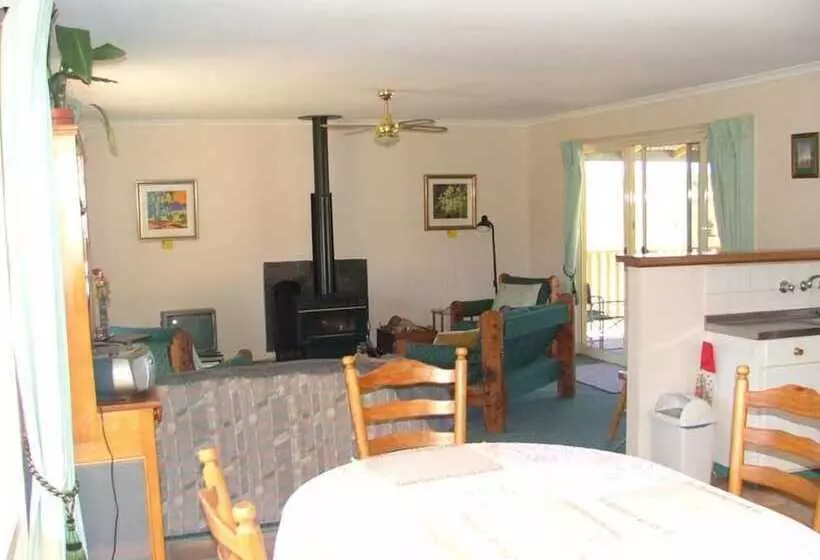 Aamiaismajoitus (B&B) Taralee Orchards