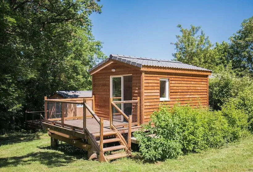 Domaine De Combelles Vacances