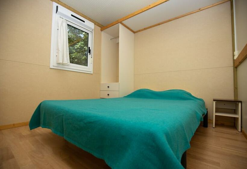 Domaine De Combelles Vacances