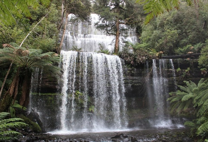 فندق فئة نجمة واحدة The National Park & Pub