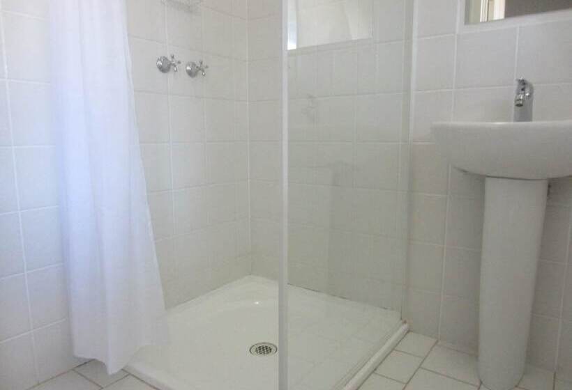 בית מלון כפרי Flour Cask Bay Retreat